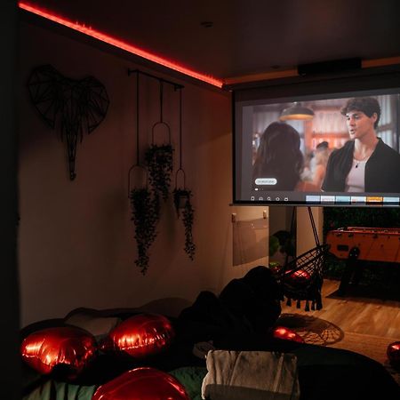 Capsule Thailande I Sauna I Balneo I Console I Jeux En Bois I Cinema I Cour Interieure Trith-Saint-Leger Exterior photo