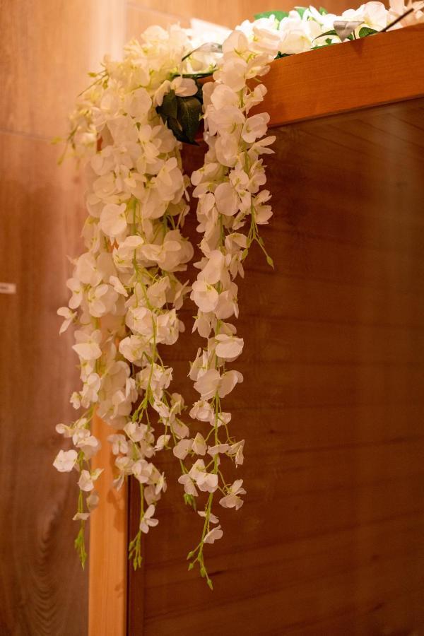 Capsule Thailande I Sauna I Balneo I Console I Jeux En Bois I Cinema I Cour Interieure Trith-Saint-Leger Exterior photo